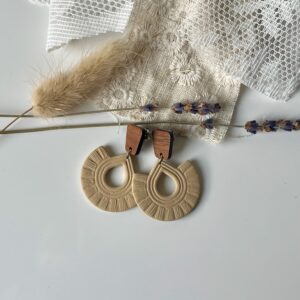 Juna - Beige (houten steker)
