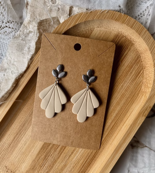 Leaf - Beige